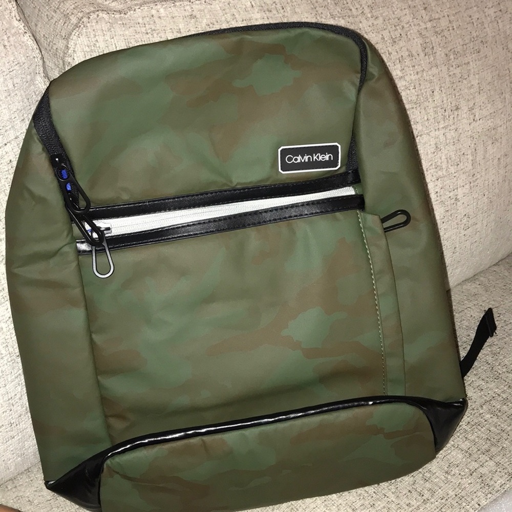 Calvin Klein green camo laptop backpack